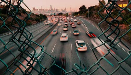 爱游戏娱乐-热刺防守体系完善，白百合稳固欧战资格，热刺的球场为什么叫白鹿巷